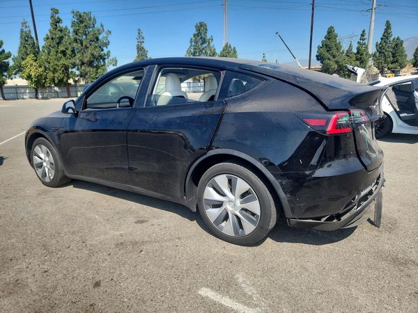 2020 TESLA MODEL Y