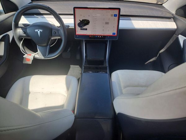 2020 TESLA MODEL Y