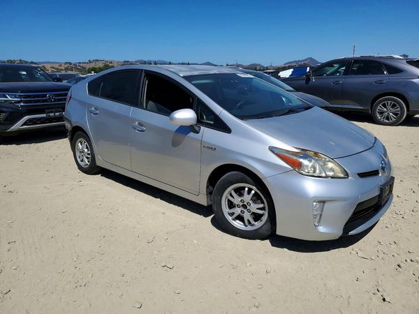 2012 TOYOTA PRIUS — Passenger 3/4