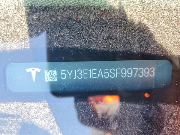 2025 TESLA MODEL 3