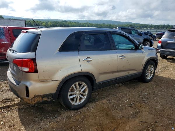 2014 KIA SORENTO Base/ LX