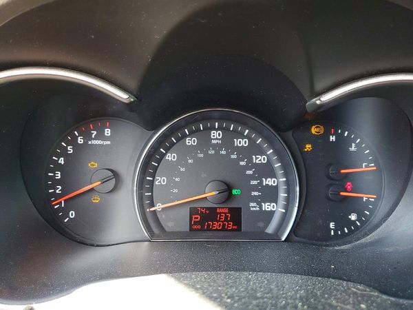 2014 KIA SORENTO Base/ LX