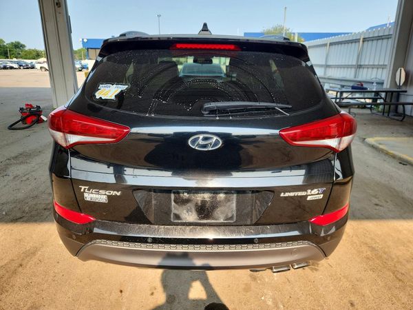 2016 HYUNDAI TUCSON