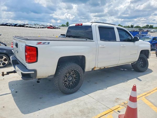 2017 CHEVROLET SILVERADO LT