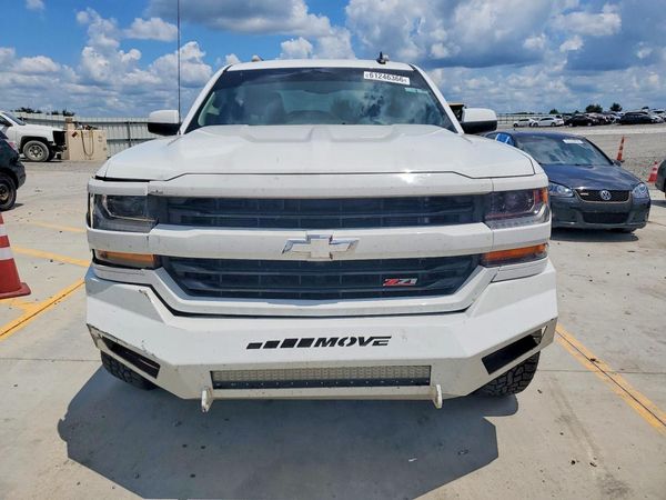 2017 CHEVROLET SILVERADO LT
