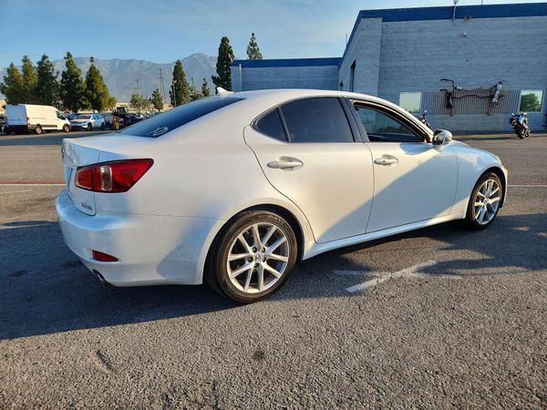 2013 LEXUS IS 250
