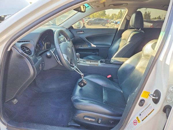 2013 LEXUS IS 250
