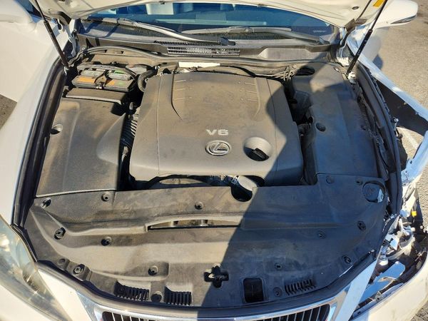 2013 LEXUS IS 250