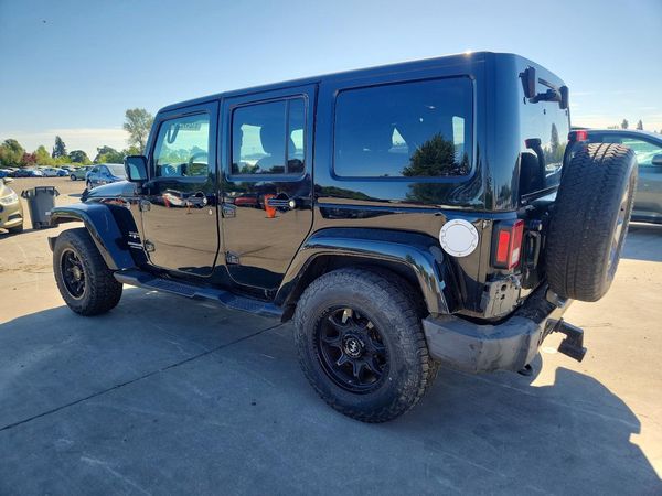 2017 JEEP WRANGLER UNLIMITED SAHARA 4X4