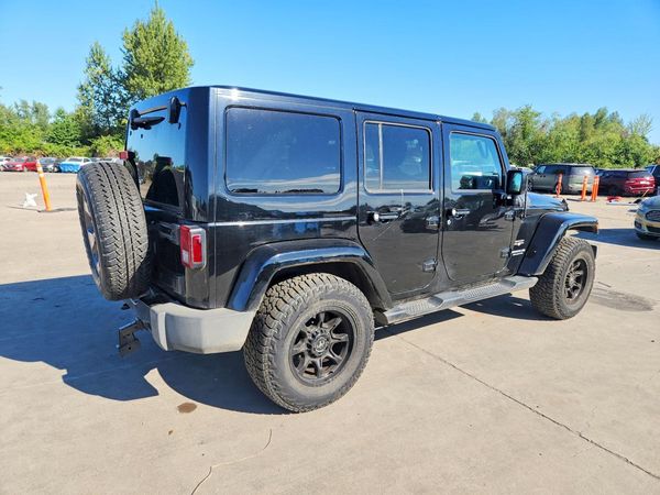 2017 JEEP WRANGLER UNLIMITED SAHARA 4X4