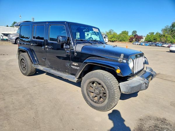 2017 JEEP WRANGLER UNLIMITED SAHARA 4X4