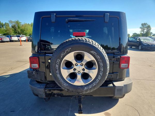2017 JEEP WRANGLER UNLIMITED SAHARA 4X4
