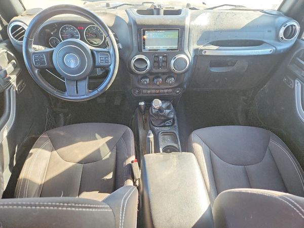 2017 JEEP WRANGLER UNLIMITED SAHARA 4X4