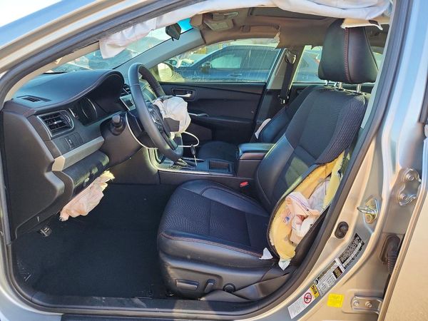 2017 TOYOTA CAMRY