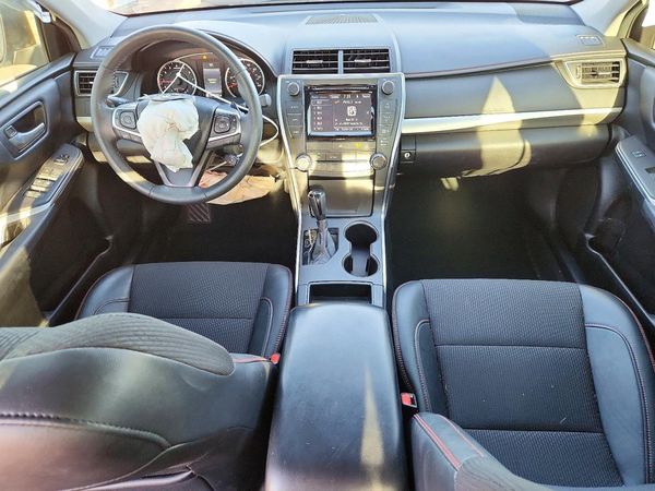 2017 TOYOTA CAMRY