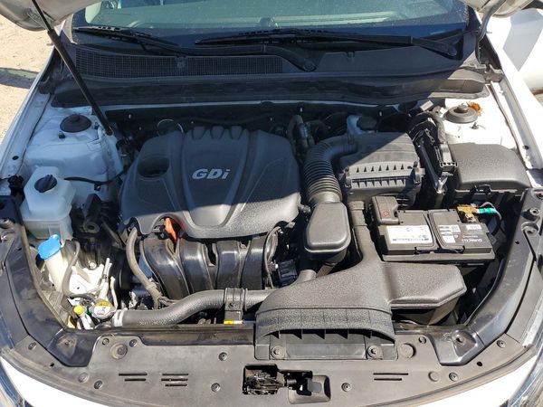 2015 KIA OPTIMA — Engine bay