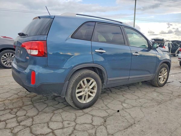 2014 KIA SORENTO Base/ LX