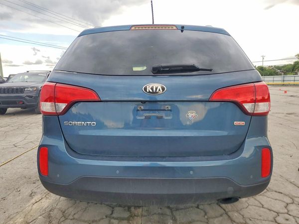 2014 KIA SORENTO Base/ LX