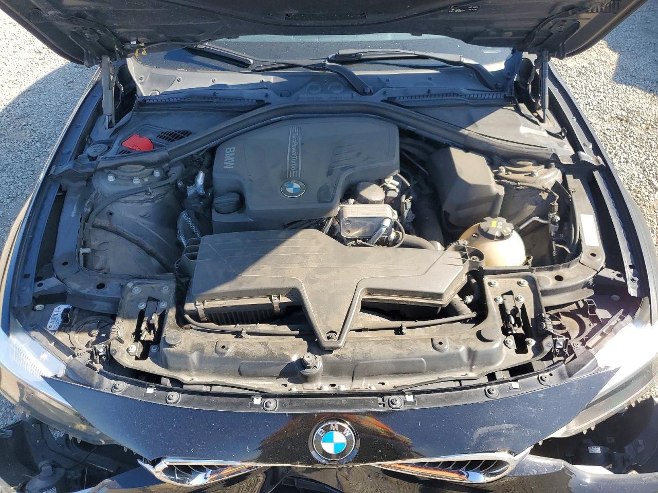 2016 BMW 320