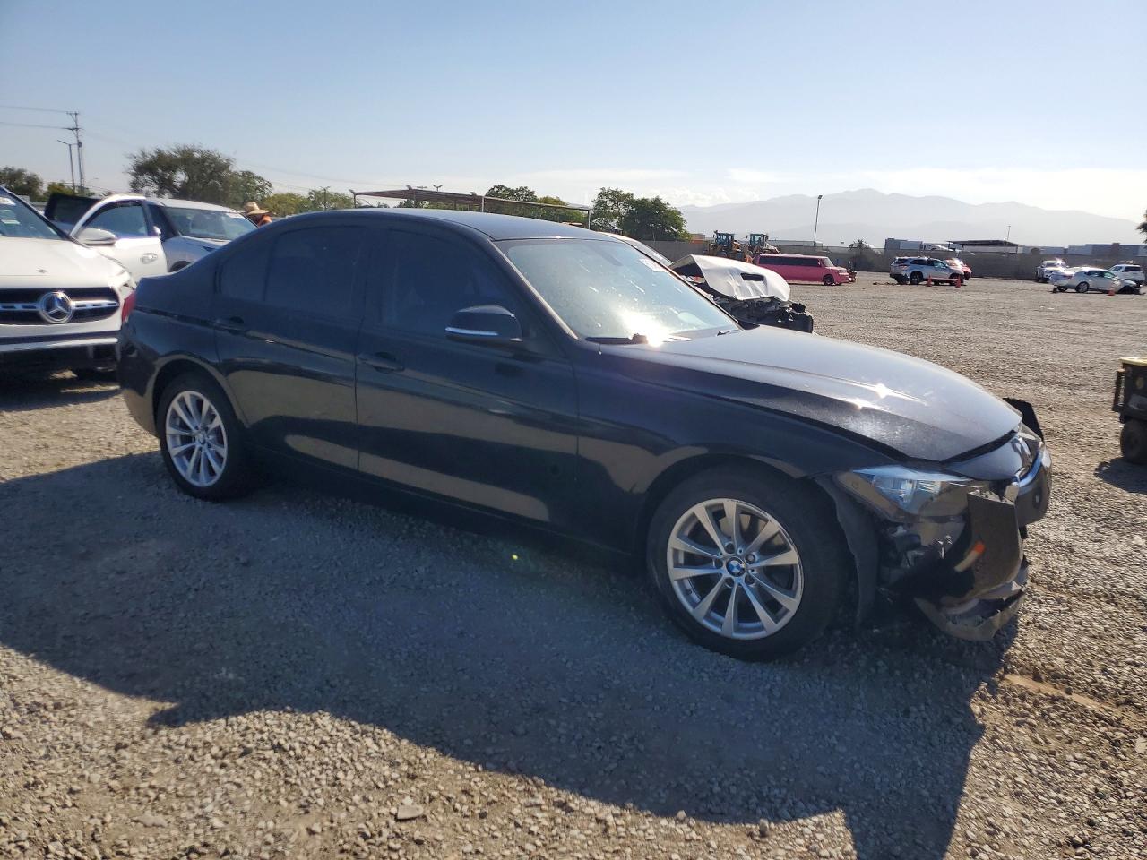 2016 BMW 320