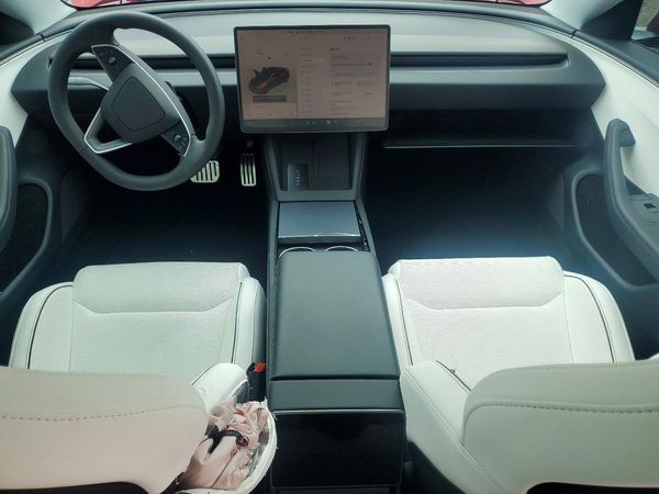 2026 TESLA MODEL 3