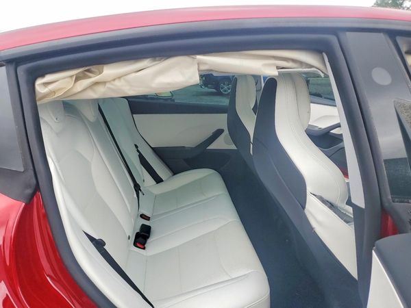 2026 TESLA MODEL 3
