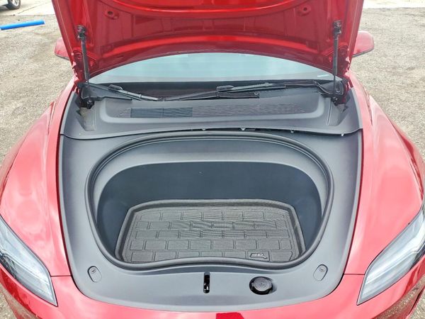 2026 TESLA MODEL 3