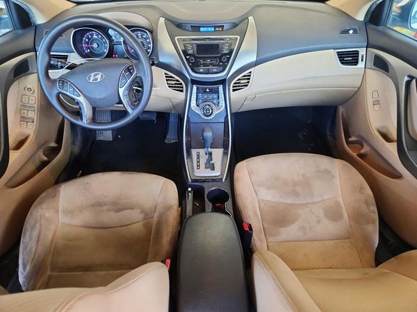 2013 HYUNDAI ELANTRA