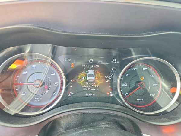 2019 DODGE CHARGER SXT