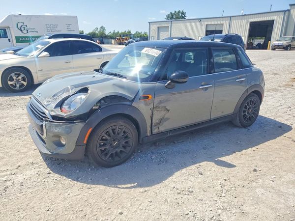 2016 MINI COOPER