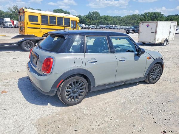 2016 MINI COOPER