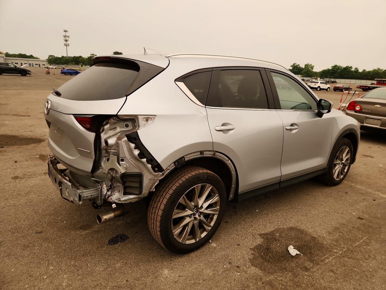 2021 MAZDA CX-5 Grand Touring