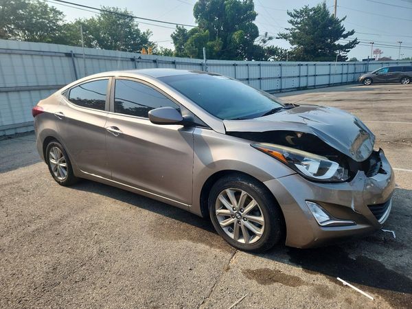 2016 HYUNDAI ELANTRA