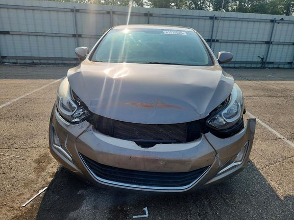 2016 HYUNDAI ELANTRA