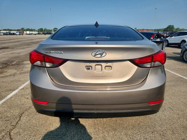 2016 HYUNDAI ELANTRA