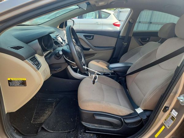 2016 HYUNDAI ELANTRA