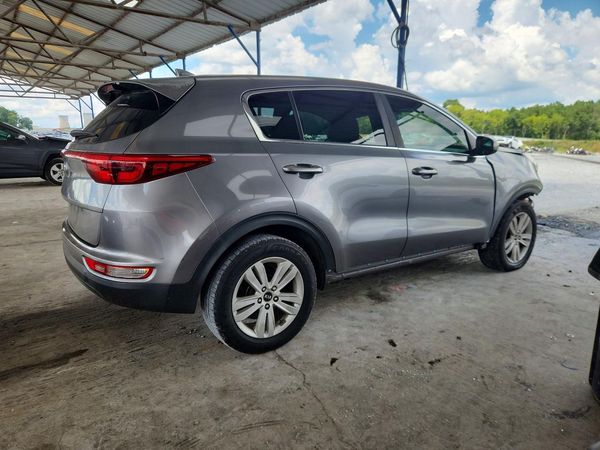 2017 KIA SPORTAGE LX