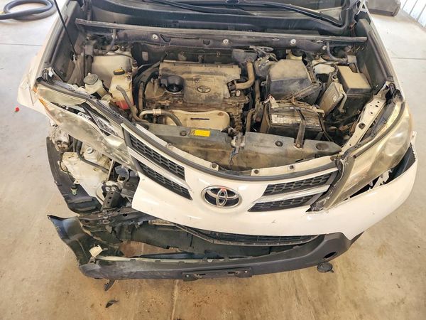 2015 TOYOTA RAV4 LE (X Grade)