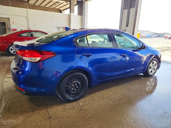 2018 KIA FORTE LX Base