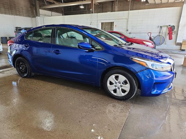 2018 KIA FORTE LX Base