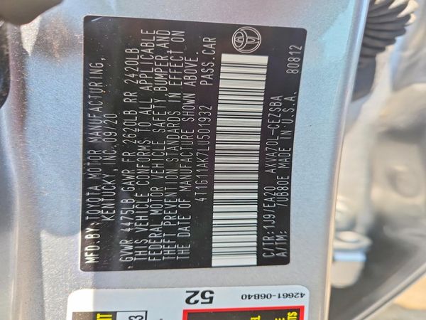 2020 TOYOTA CAMRY SE