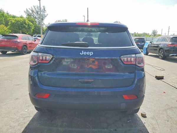 2018 JEEP COMPASS LATITUDE 4X2
