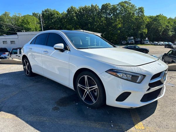 2019 MERCEDES-BENZ A