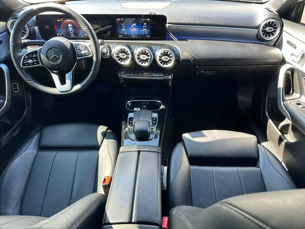 2019 MERCEDES-BENZ A