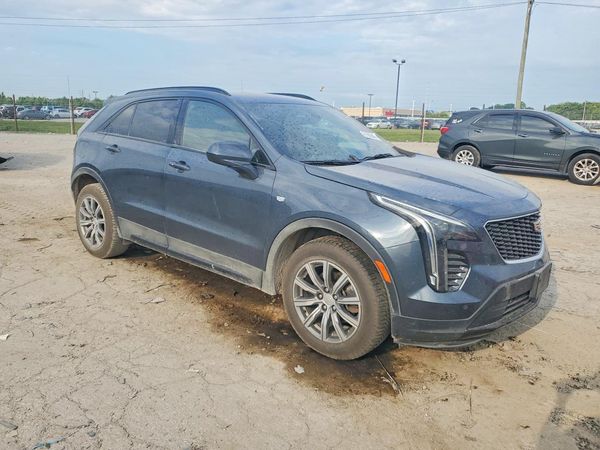 2019 CADILLAC XT4 Sport