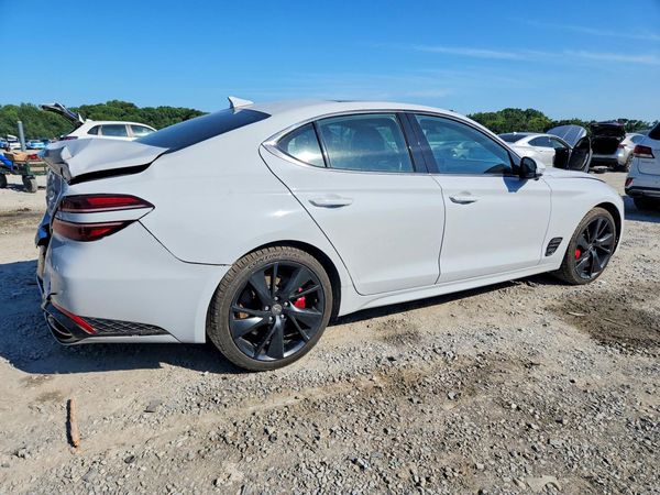 2023 GENESIS G70