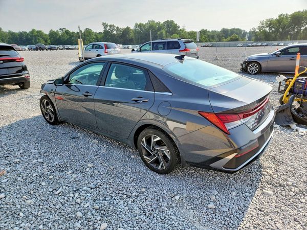 2024 HYUNDAI ELANTRA