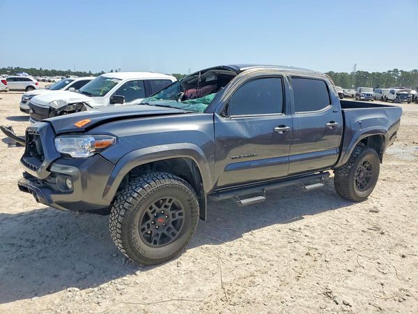 2022 TOYOTA TACOMA SR5