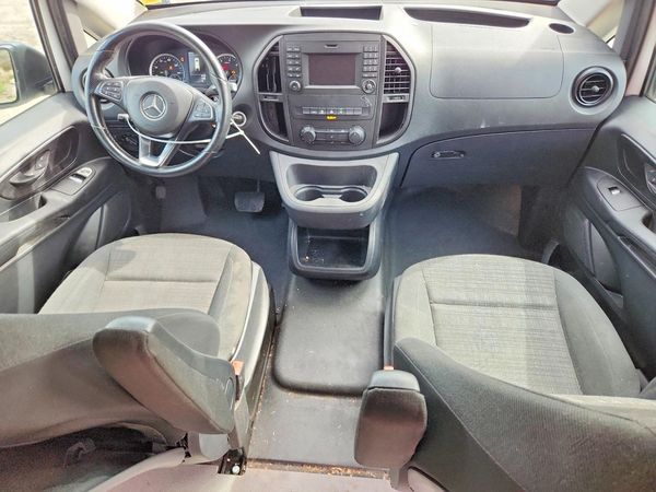 2020 MERCEDES-BENZ METRIS