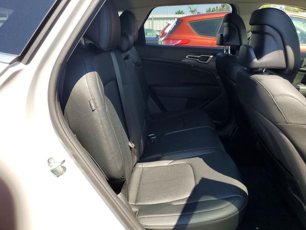2026 KIA SPORTAGE